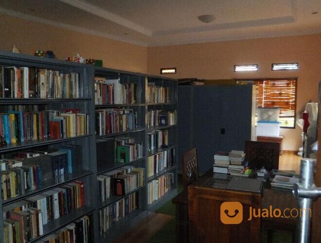 Villa Melati Mas Kebun Raya Bogor view from outside