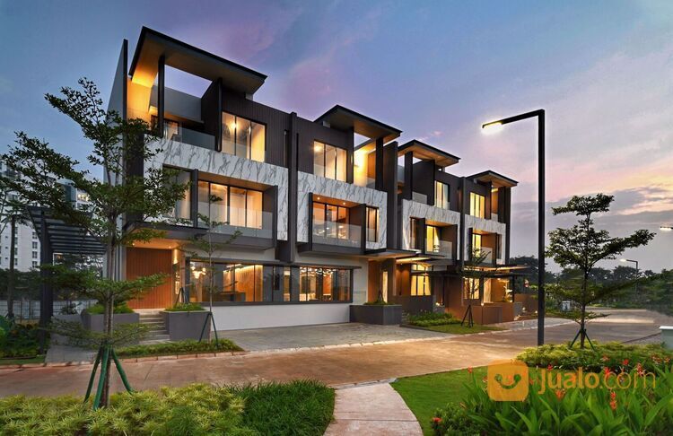 Rumah 4 Lantai Tepi Danau Dengan Lift Di Citra 6 Jakarta Barat
