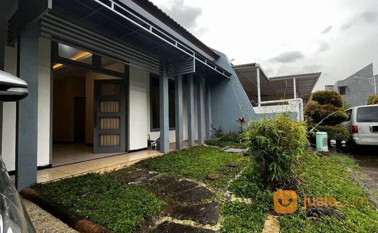 Rumah di Perumahan Palm Spring Regency Jambangan