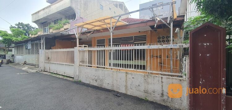 RUMAH TUA BEKAS KOS-KOSAN DI GROGOL JAKARTA BARAT