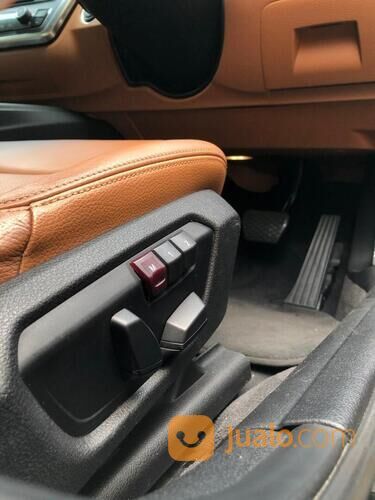 BMW 320i F30 Luxury 2014