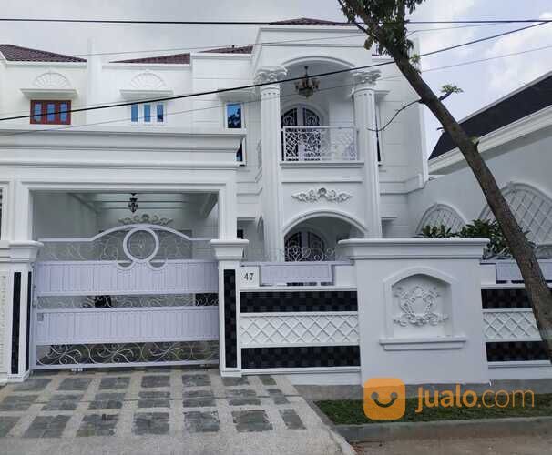 RUMAH MEWAH KAWASAN ELIT JL BERINGIN GAPERTA MEDAN HELVETIA