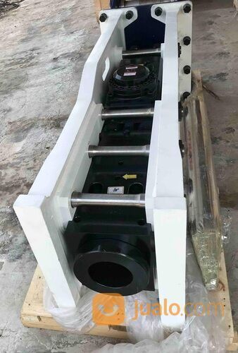 Unit Hydraulic Breaker Sparta SPR121 untuk Excavator kelas 30 dan 40 Ton
