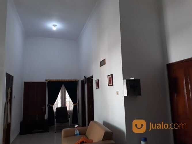 Rumah Jl Kalimantan, Lokasi Utara Perum Bale Agung, Dekat KFC Kaliurang