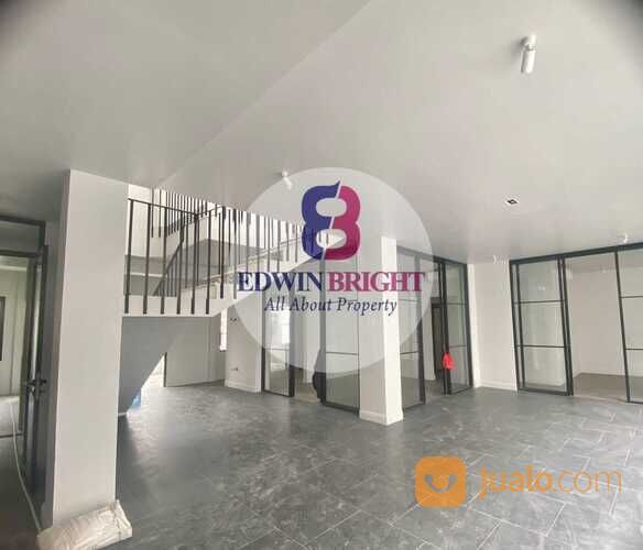 Rumah Brand New Di River Park , Bintaro Sektor 8 Tangerang Selatan