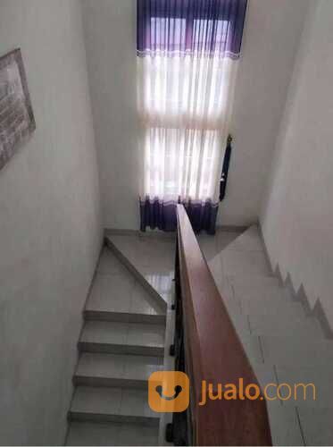 Rumah megah dalam cluster Royal Residence Pulo Gebang jakarta Timur