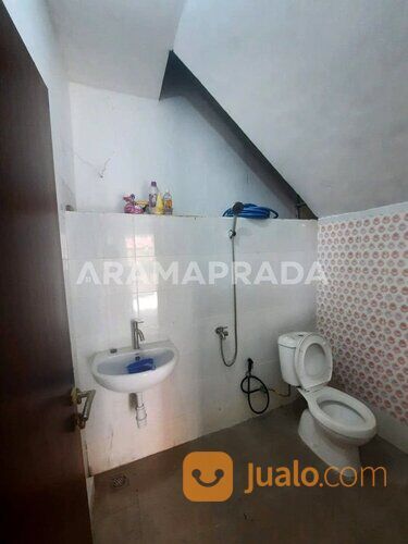 Rumah 2 Lantai Jalan Seroja Tonja Denpasar Timur