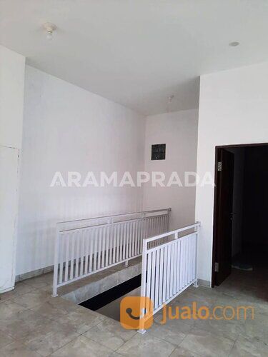 Rumah 2 Lantai Jalan Seroja Tonja Denpasar Timur