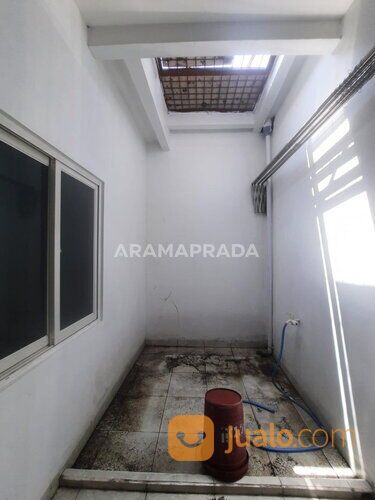 Rumah 2 Lantai Jalan Seroja Tonja Denpasar Timur
