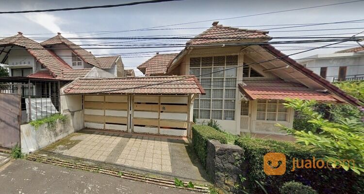 Rumah dan Tanah Komp Lembah Permai Hanjuang Halaman Depan Luas