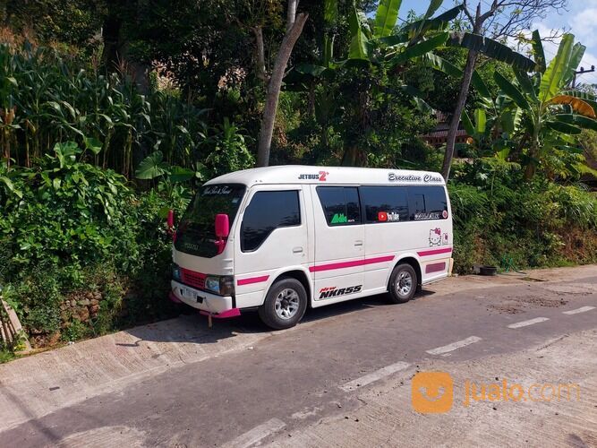 Isuzu ELF Short Karoseri New Armada