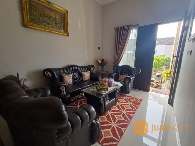 RUMAH 2 LANTAI PERUM BATU RESIDANCE DEKAT HOTEL UBUD MALANG 2,8 MILYAR