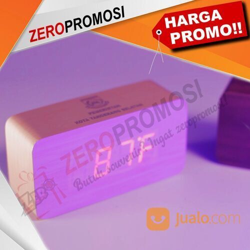 Souvenir Promosi Jam Meja Kayu Digital Custom