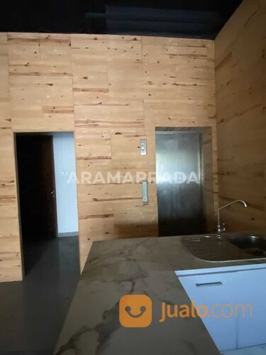 Ruko 4 Lantai Dengan Lift Uluwatu Badung Min 2 Tahun