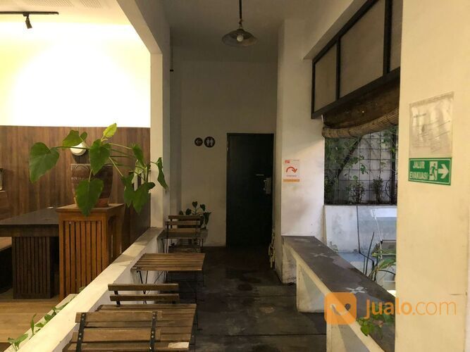 SEWA BEKAS RESTO (TERAS RUMAH CAFE) + GEDUNG 4 LANTAI (JADI SATU KOMPLEK) DI RUNGKUT KIDUL INDUSTRI