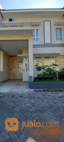 Rumah Baru Minimalis 2 Lantai Perum Madinah Town House Jalan Saxophone Malang