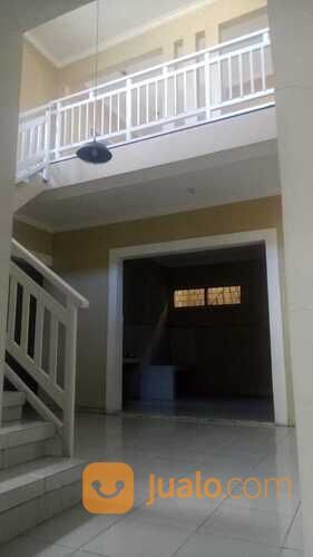 sewa rumah besar jl parakan arum batununggal buahbatu bandung