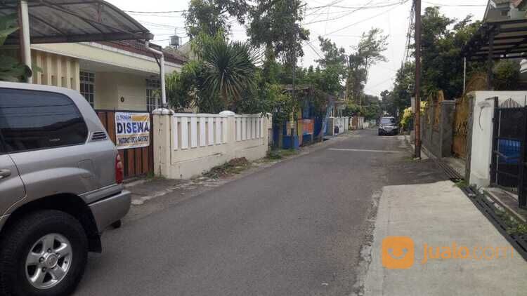 sewa rumah besar jl parakan arum batununggal buahbatu bandung