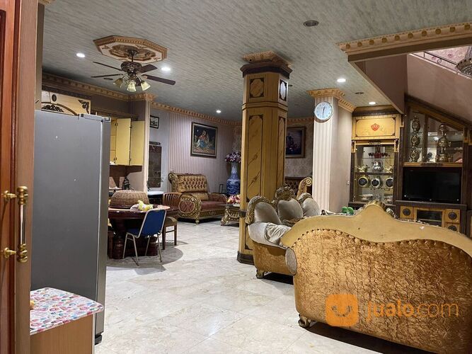 Rumah Kos-Kosan 3 Lantai di Boulevard Hijau, Harapan Indah Bekasi