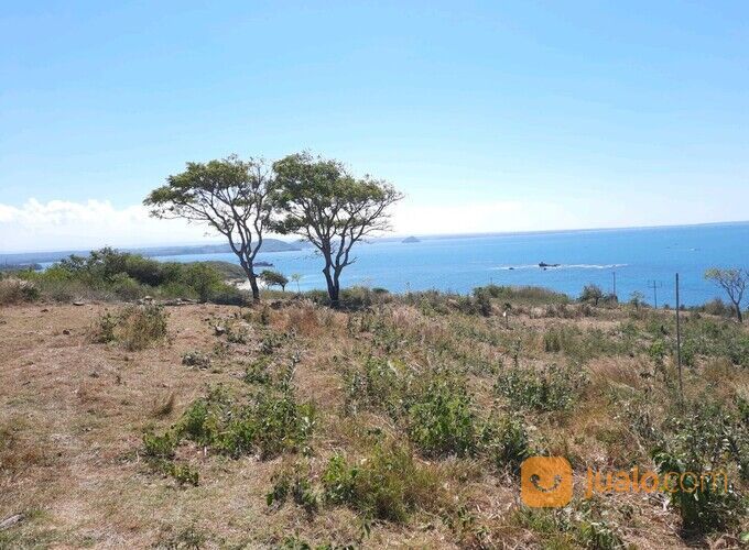 Tanah tebing view laut Teluk Awang dekat Kuta Lombok