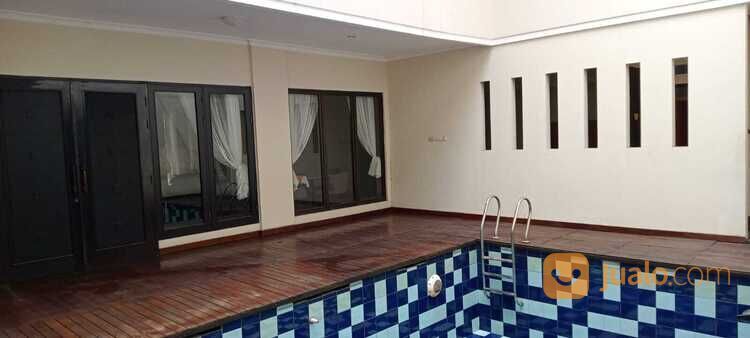 Rumah di Cluster Cemara Harapan Indah Bekasi