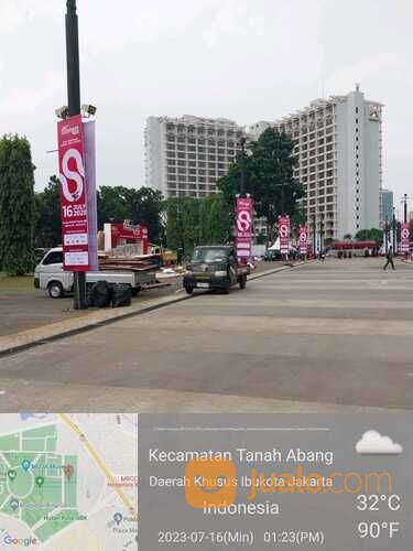PASANG UMBUL-UMBUL SENAYAN