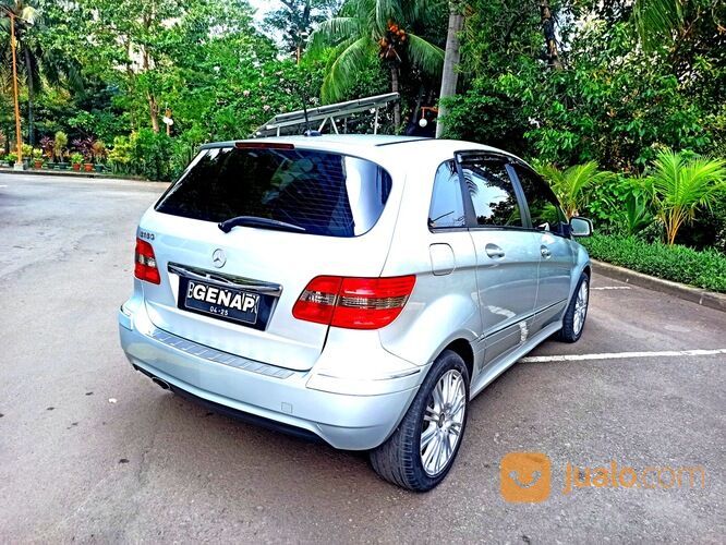 Mercedes Benz B180 2010 Harga Termurah