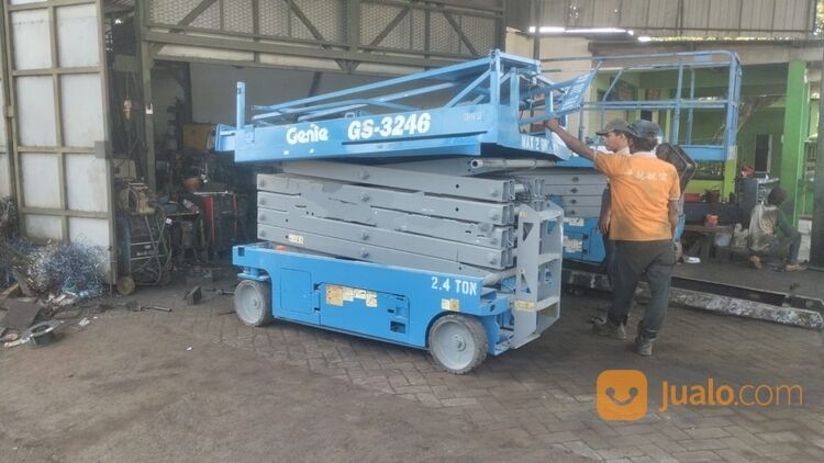 Scissor lift 14 meter di semarang kendal batang rembang jepara jogja kudus