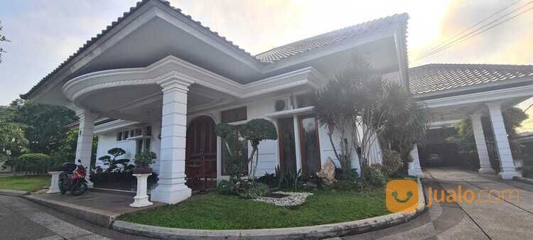 Rumah Mewah di dekar Pahoman dan Kedamaian Full Furnished dengan Kolam Renang