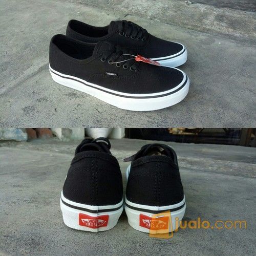vans authentic black dope