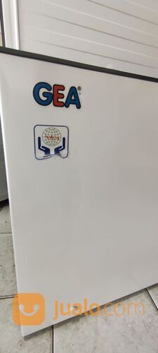 Spesifikasi & Harga Freezer Box GEA 100 Liter: GEA AB-108-R