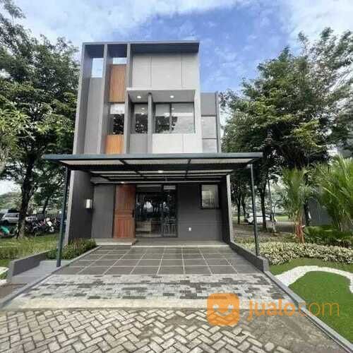RUMAH 2 LANTAI DI CLUSTER TANAMAS GRAND WISATA BEKASI di Kota Bekasi