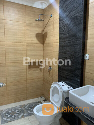 RUMAH BARU INDUK + KOS 12 KAMAR ARAYA GOLF MALANG