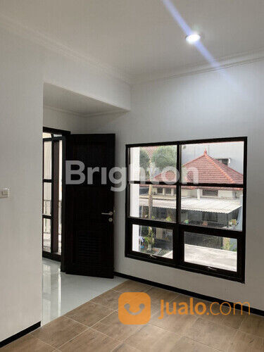 RUMAH BARU INDUK + KOS 12 KAMAR ARAYA GOLF MALANG