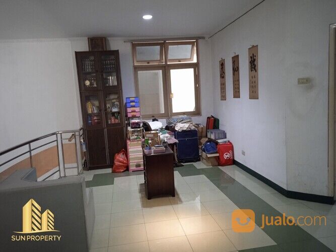 Rumah Muara Karang blok 10