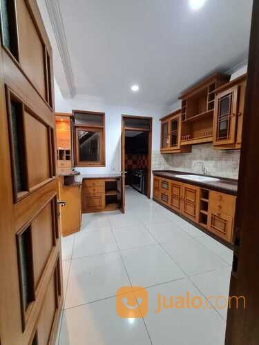 Dikontrakkan Rumah di Pratista Taman Sakura Terusan Pasirkoja