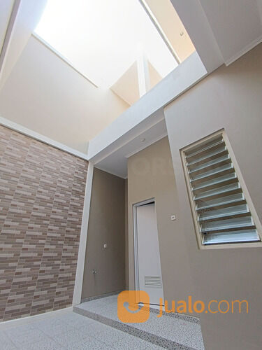 New House Manyar Kerta Adi, 5 Menit Ke Galaxy Mall, 3 Menit Ke ITS