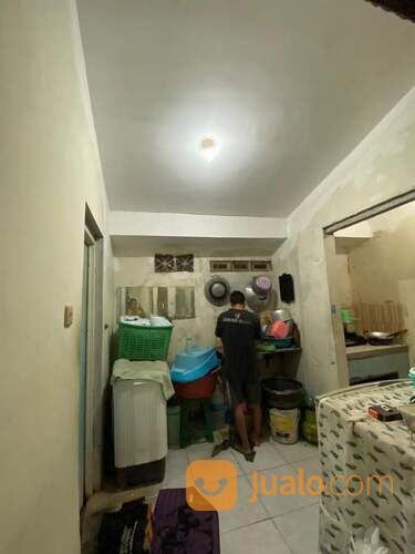 Rumah Srinindito Manyaran Semarang Barat