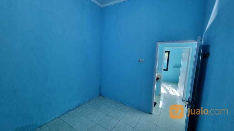 Rumah Bagus dan Strategis di Jl. Waru Timur Banyumanik Semarang