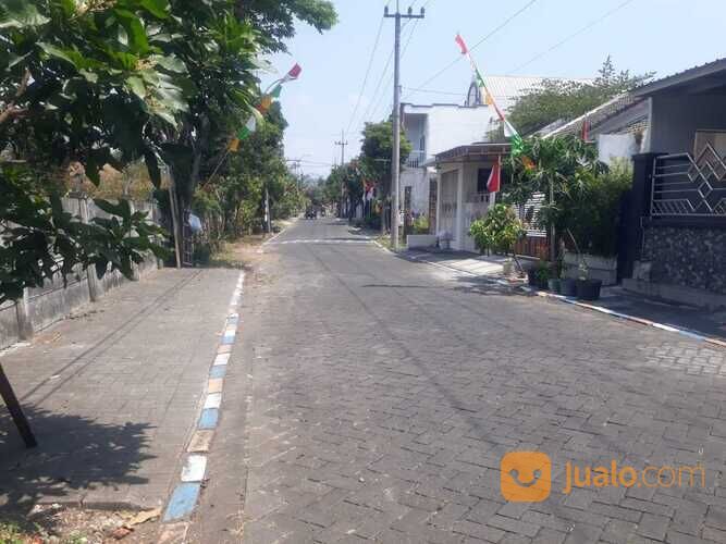 Rumah dalam kompleks perumahan Malang Anggun Sejahtera Lawang Malang