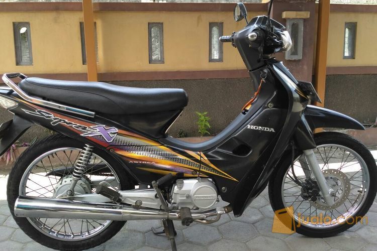 Supra x tahun 2003 orisinil istimewa Kab Bantul Jualo Supra x tahun 2003 orisinil istimewa Kab Bantul Jualo