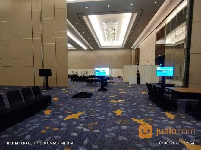 Sewa LED TV Surabaya Standing Prompter & TV Matador