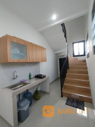 Rumah Kost 3 Lantai Bangunan Baru dekat Kampus Ui Depok