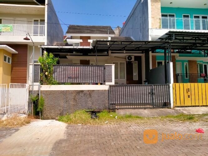 Rumah Bagus di Griya Lestari Ngaliyan Semarang