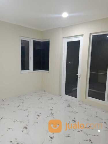 RUMAH HOOK THE GREEN VINYARD BSD