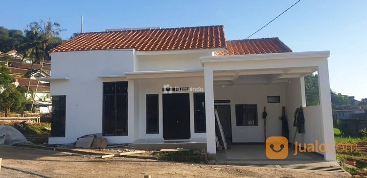 Rumah di Royal Dago Residence Sumedang