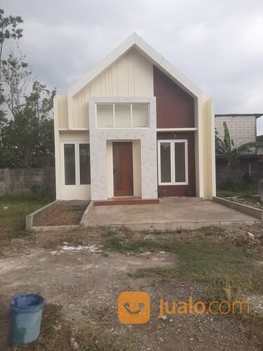 Rumah dekat pt bdf singosari