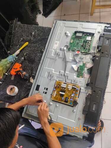 SERVIS TV TERDEKAT