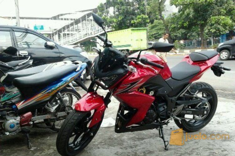  Kawasaki  ninja Z250  2013 warna merah km 4000 Kab 