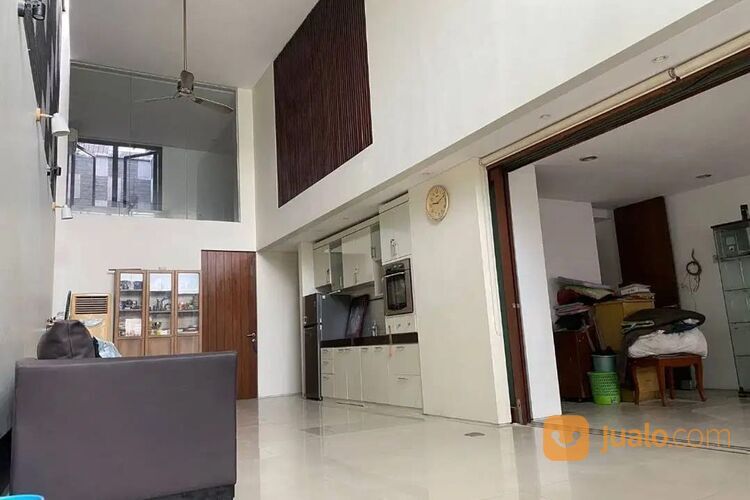 Rumah Bagus Minimalis di Jalan Bona Indah Lebak Bulus